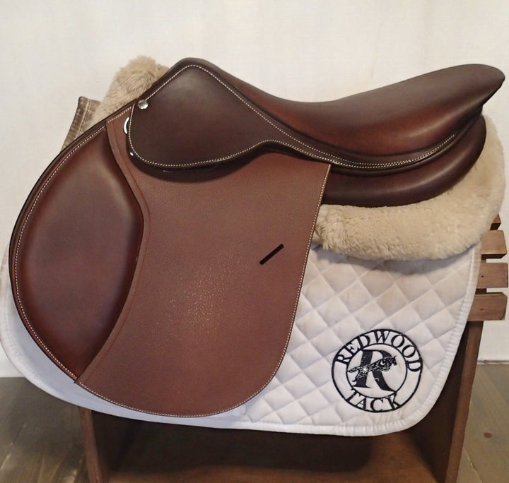18" Butet Saddle - LIKE NEW!  2007 - P Seat - 2.25 Flaps - 4.5" dot to dot (413)