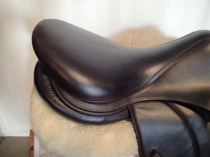 17.5" Voltaire Palm Beach Saddle - Full Buffalo - 2021 - 3AA Flaps - 4.75" dot to dot - XFIN Panels