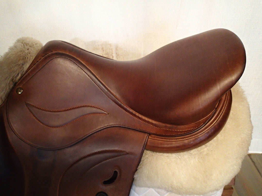 17" Bruno Delgrange Virtuouse Saddle - Full Calfskin - 2021