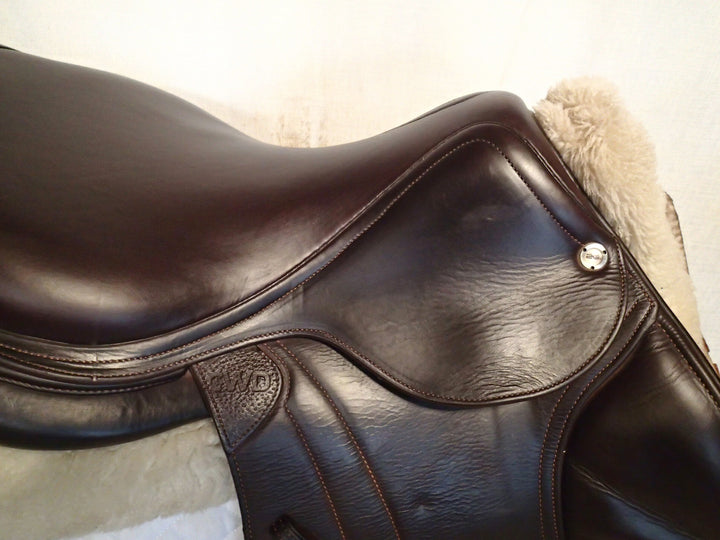 17.5" CWD Hunter Mademoiselle 2Gs Saddle - Full Buffalo - 2020 - 2L Flaps - SE38 - Pro Panels