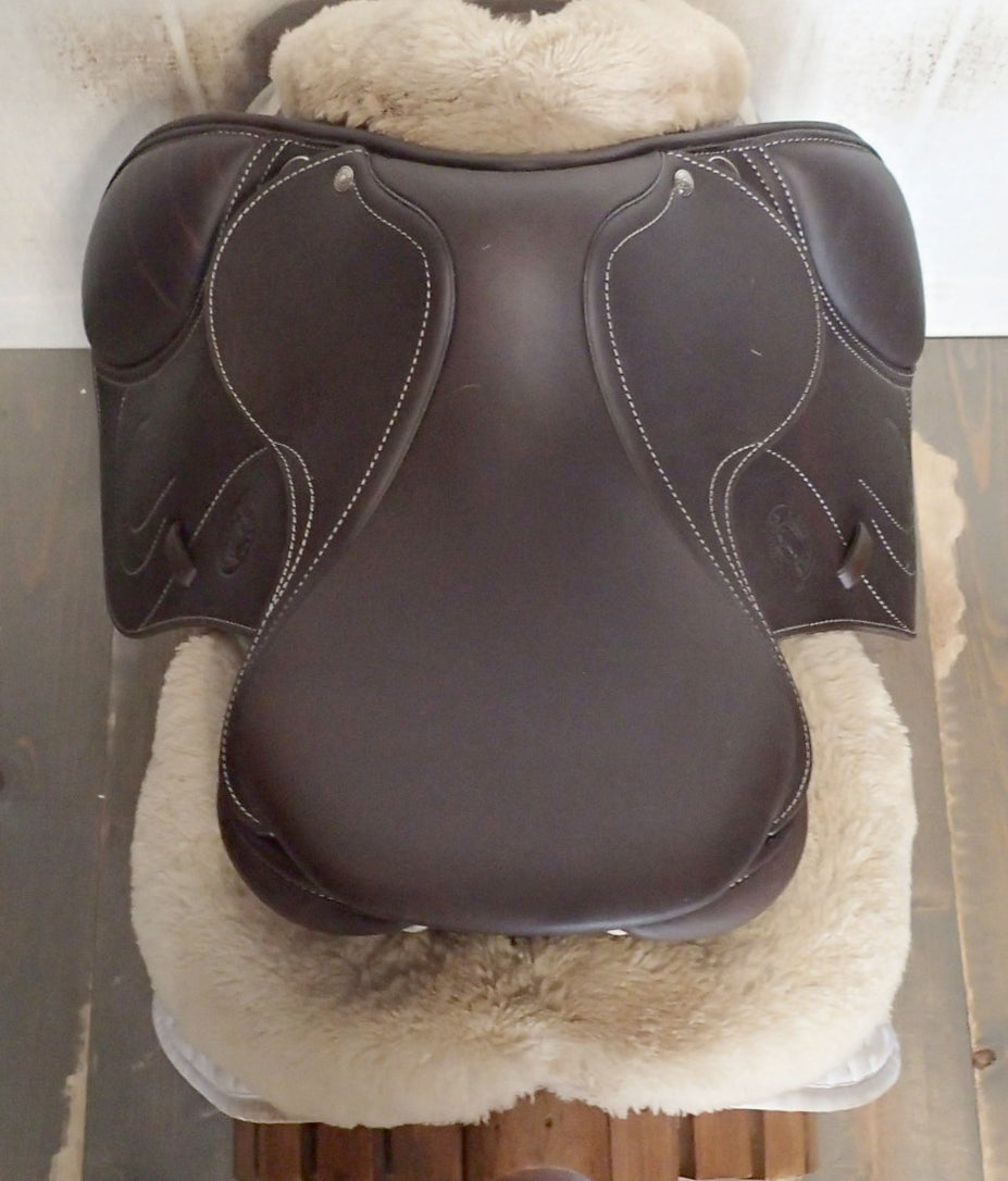 15.5" Antares Skylla Saddle - Full Calfskin - 2023 - 4.5" dot to dot (425)