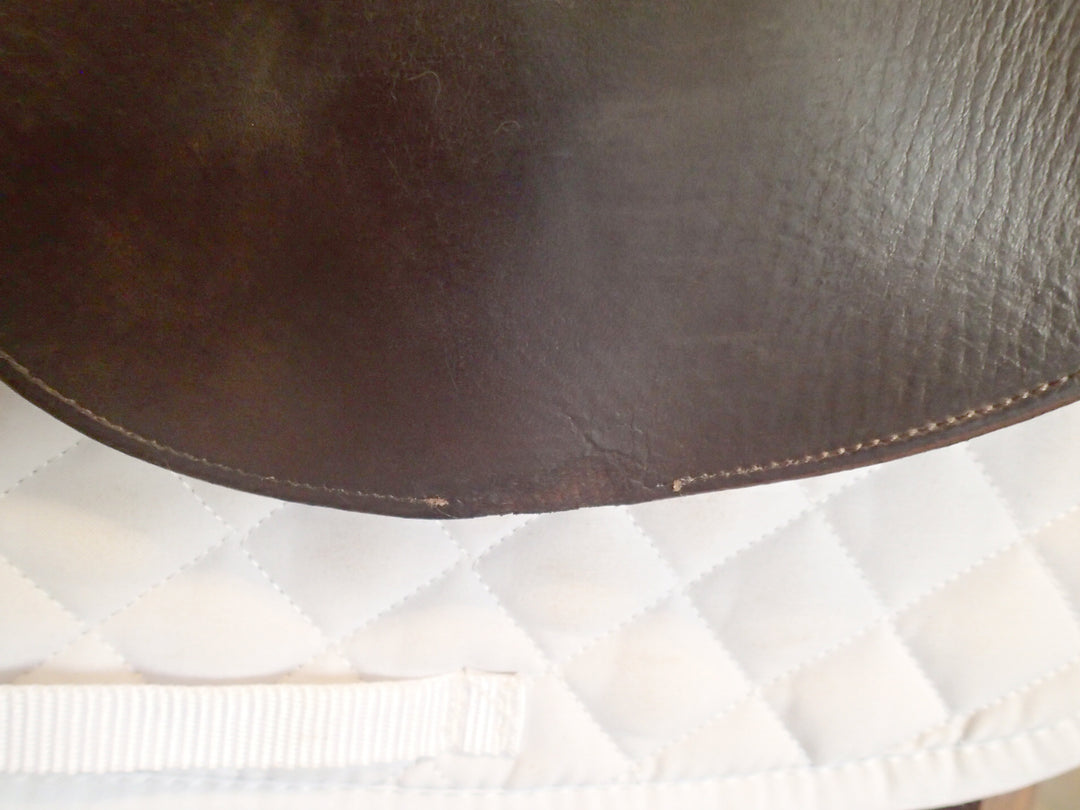 15.75" Rodrigo Pessoa Junior Amo Saddle