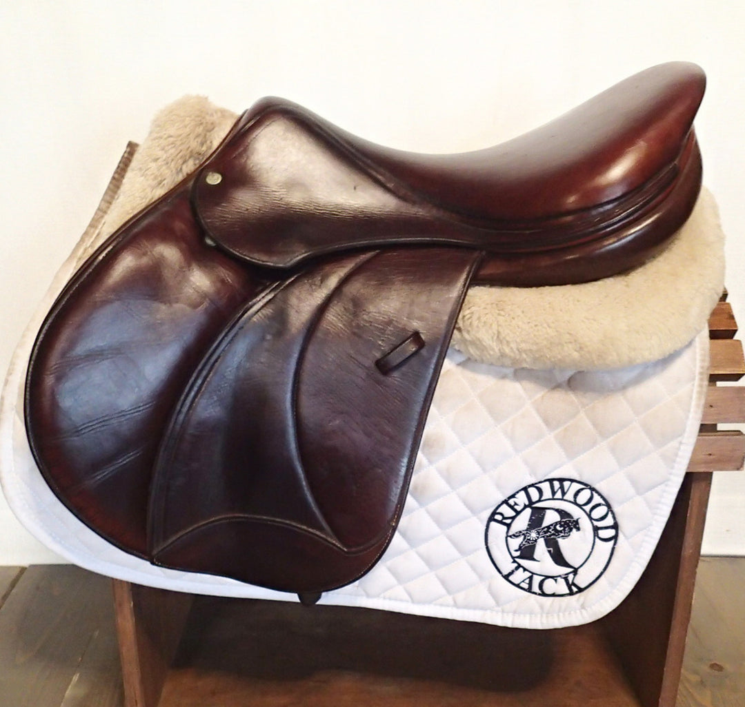 18" Voltaire Palm Beach Saddle - Full Buffalo - 2011 - 2A Flaps - 4.75" dot to dot - FIN Panels (434)