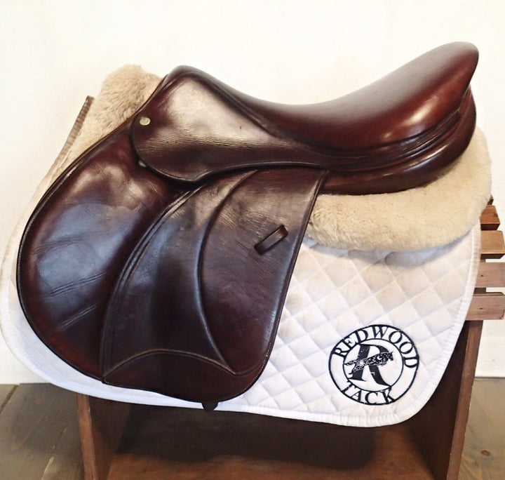 18" Voltaire Palm Beach Saddle - Full Buffalo - 2011 - 2A Flaps - 4.75" dot to dot - FIN Panels (434)