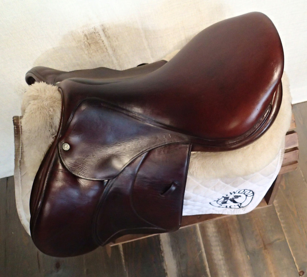 18" Voltaire Palm Beach Saddle - Full Buffalo - 2011 - 2A Flaps - 4.75" dot to dot - FIN Panels (434)