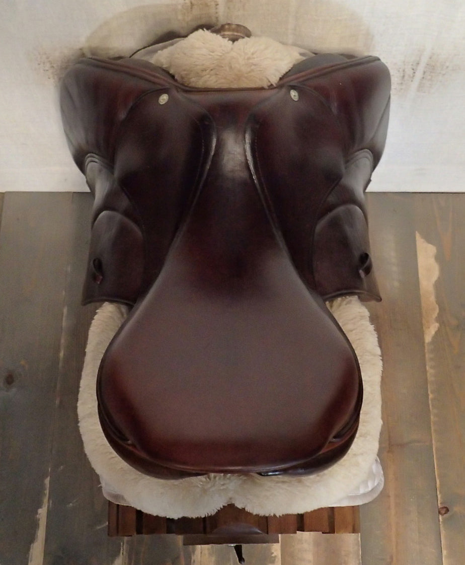 18" Voltaire Palm Beach Saddle - Full Buffalo - 2011 - 2A Flaps - 4.75" dot to dot - FIN Panels (434)