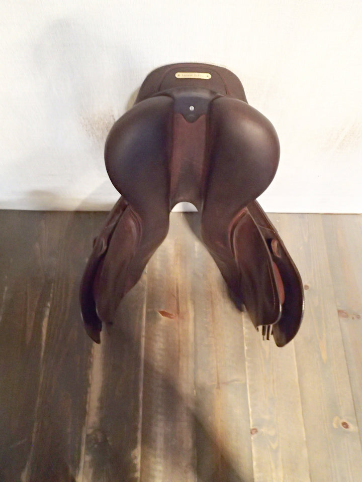 18" CWD Saddle - 2022 - 2C Flaps - SE03 - Pro Panels