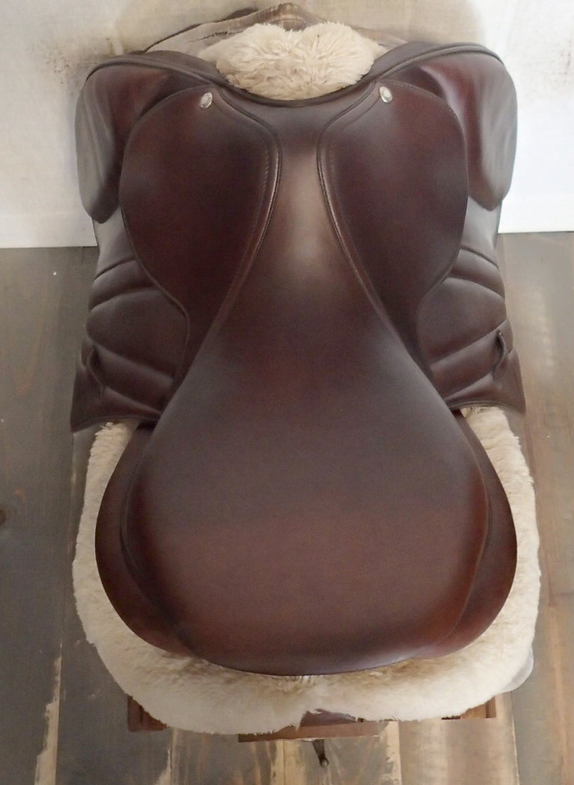 17" Butet Premium Saddle - Full Calfskin - 2025 - P Seat - 2 Flaps - 4.25" dot to dot (441)