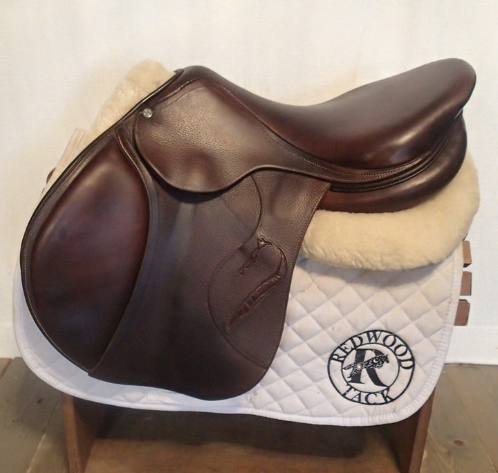 17.5" Antares Evolution Saddle - 2014 - 3A Flaps - 4.5" dot to dot