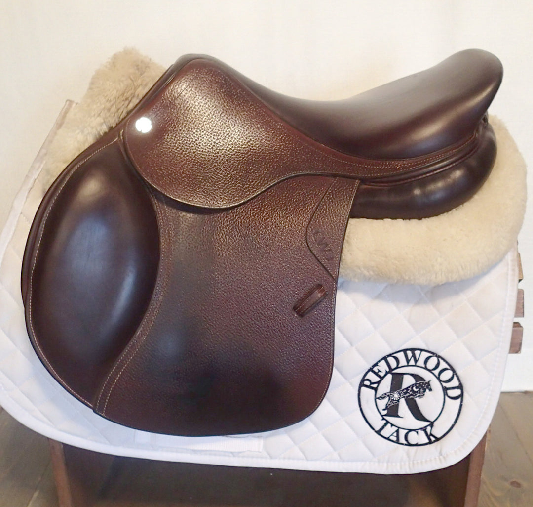 17" CWD Saddle - 2022 - 1L Flaps - SE03