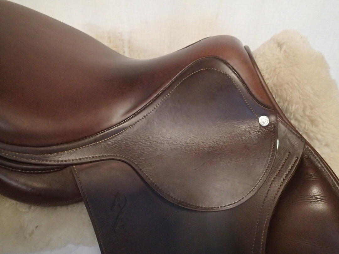 15.5" Antares Saddle - Full Buffalo - 2018 - 00 Flaps - 4.75" dot to dot