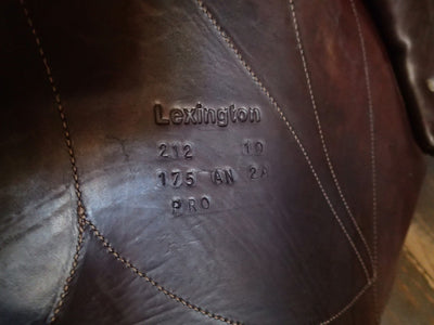17.5" Voltaire Lexington Monoflap Saddle - Full Buffalo - 2010 - 2A Flaps - 4.5" dot to dot - Pro Panels