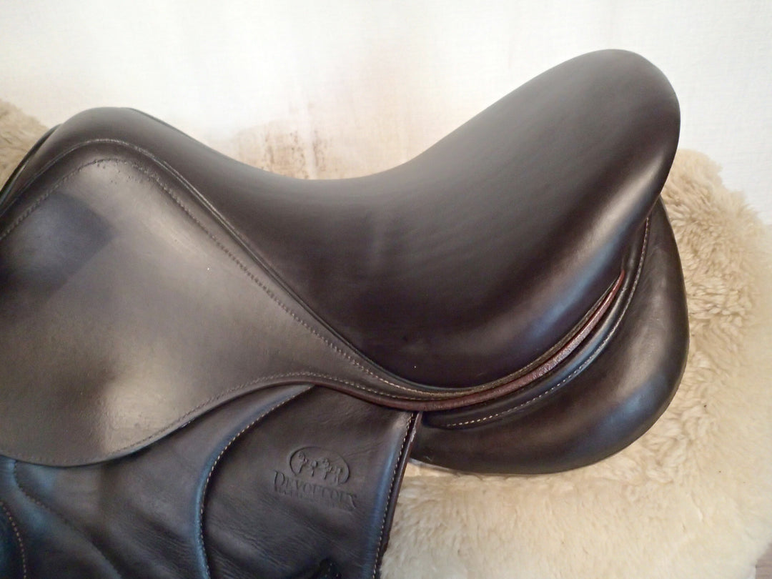 15" / 15.5" Devoucoux Biarritz K Saddle - Full Buffalo - 2019 - 0A Flaps - 4.75" dot to dot (452)