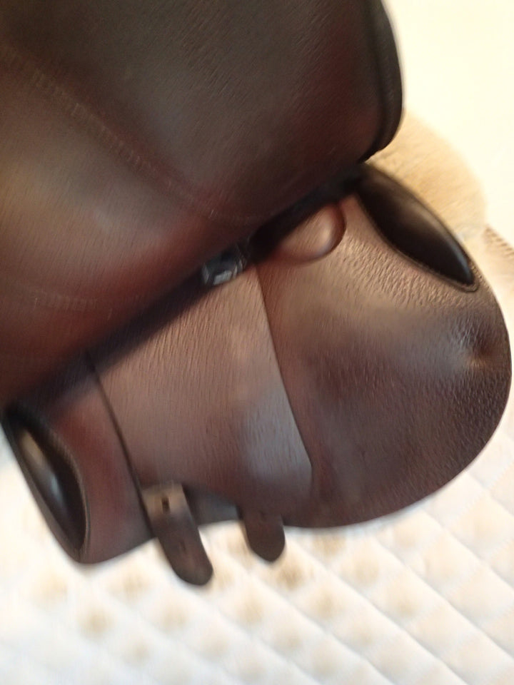 15" / 15.5" Devoucoux Biarritz K Saddle - Full Buffalo - 2019 - 0A Flaps - 4.75" dot to dot (452)