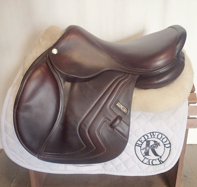 17.5" Voltaire Palm Beach Saddle - Full Buffalo - 2021 - 2A Flaps - 4.75" dot to dot - Pro Panels