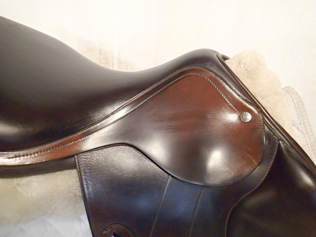 17" Amerigo Vega Monoflap Saddle - 2016 - Full Buffalo - Wool Flocked - 5.25" dot to dot