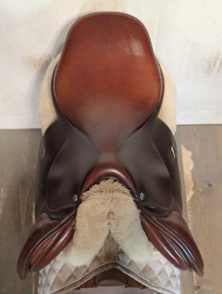 17" Butet Saddle - 2008 - L Seat - 1.5 Flaps - 4" dot to dot (462)