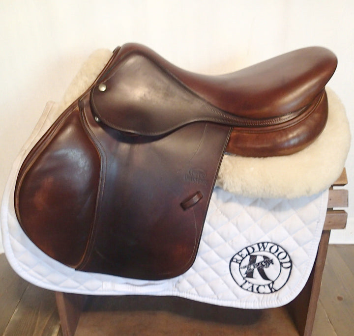 17.5" Devoucoux Socoa Saddle - Full Buffalo - 2014 - 2A Flaps - 5" dot to dot