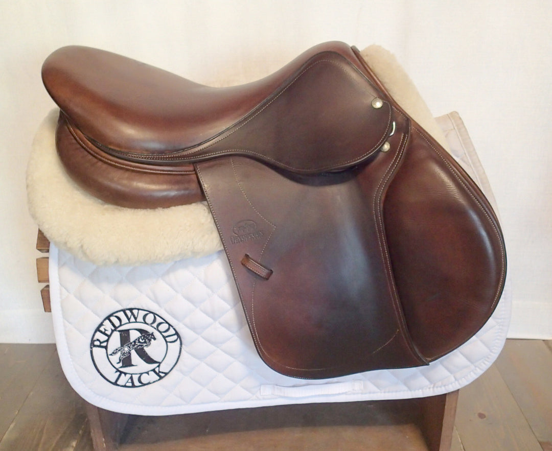 17.5" Devoucoux Socoa Saddle - Full Buffalo - 2014 - 2A Flaps - 5" dot to dot