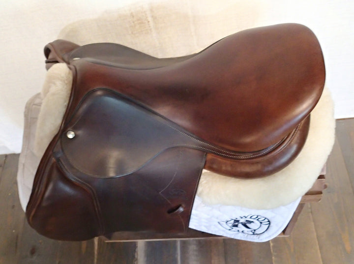 17.5" Devoucoux Socoa Saddle - Full Buffalo - 2014 - 2A Flaps - 5" dot to dot