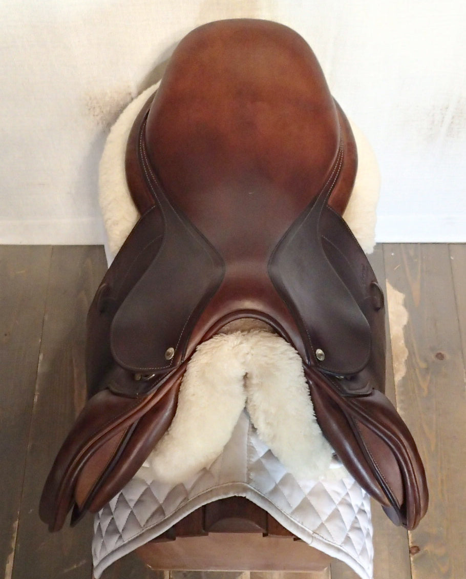 17.5" Devoucoux Socoa Saddle - Full Buffalo - 2014 - 2A Flaps - 5" dot to dot