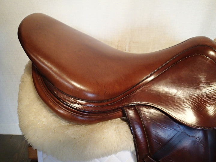 18" Antares Monoflap Saddle - Full Buffalo - 2002 - 4AA Flaps - 4.75" dot to dot