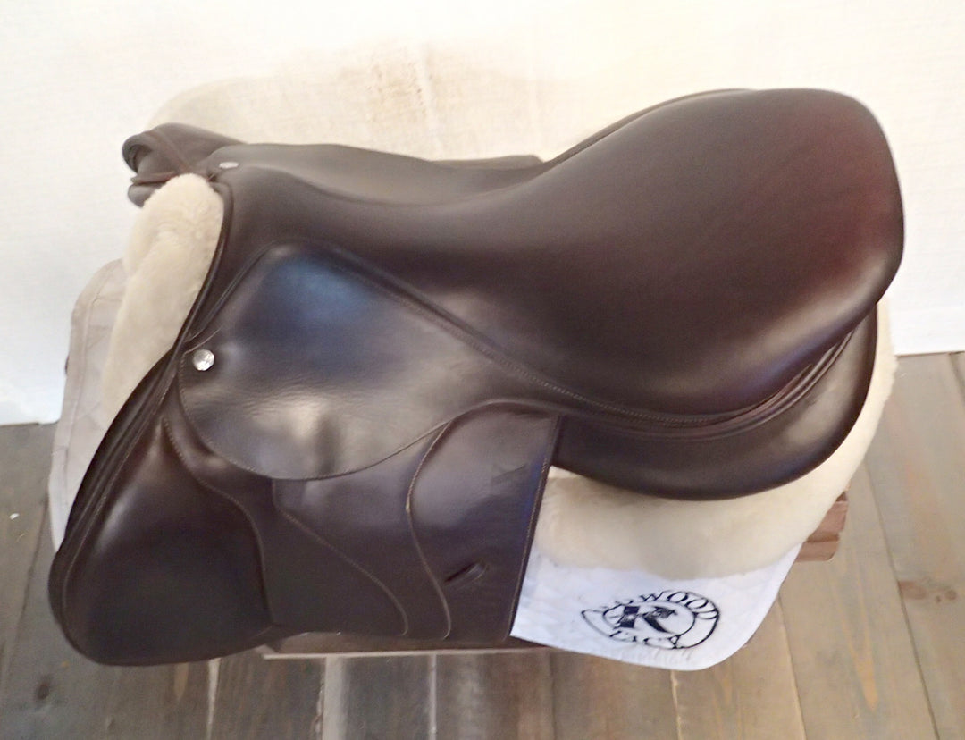 18" Devoucoux Biarritz S Saddle - Full Buffalo - 2017 - 3AAB Flaps - 4.75" dot to dot