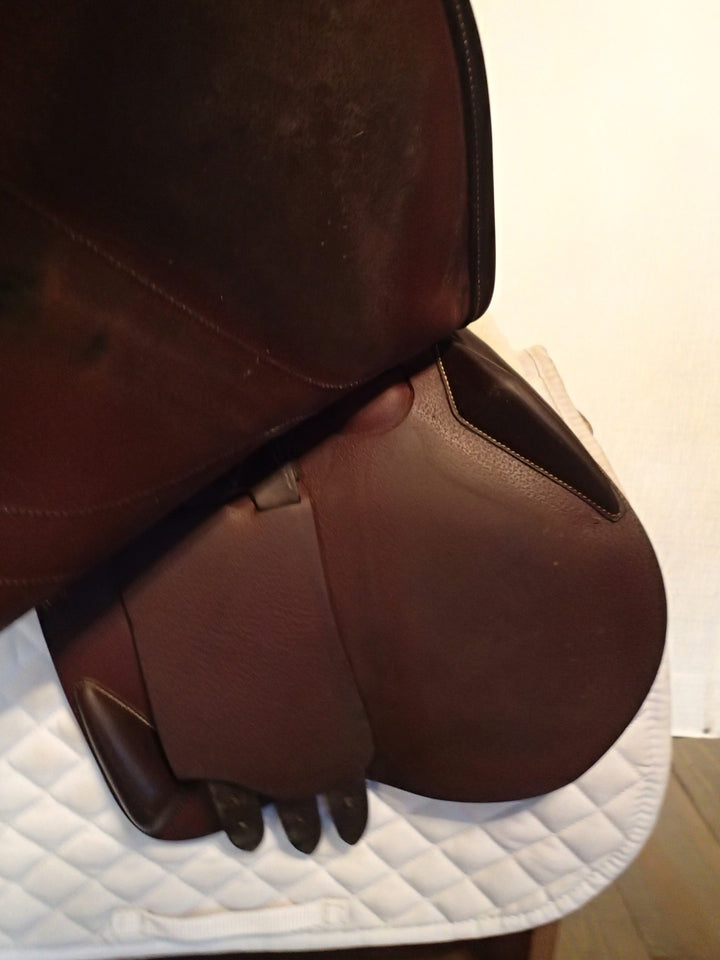 18" Devoucoux Biarritz S Saddle - Full Buffalo - 2017 - 3AAB Flaps - 4.75" dot to dot