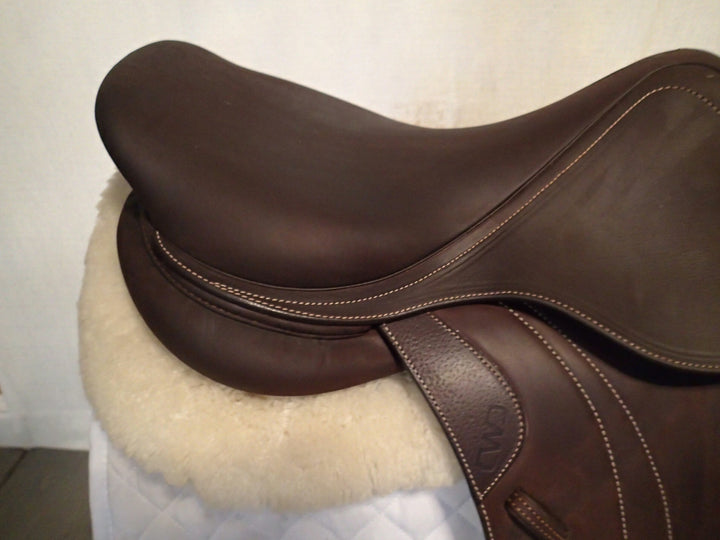 17" CWD Saddle - Full Buffalo - 2022 - 2CH Flaps - SE03 - Pro Panels