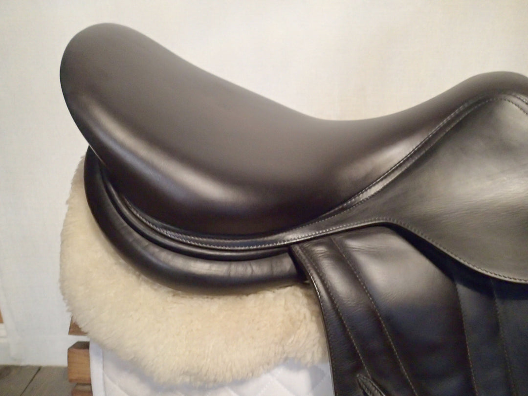 18" Butet Premium Saddle - Full Calfskin - 2018 - C Seat - 3 Flaps - 5" dot to dot