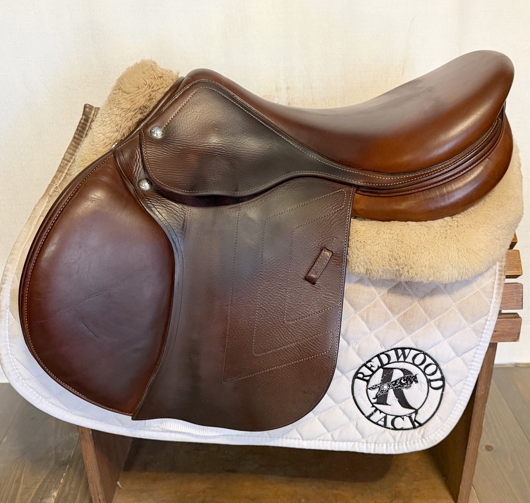18" Prestige Renaissance Saddle - 2020 - 4.5" dot to dot (479)