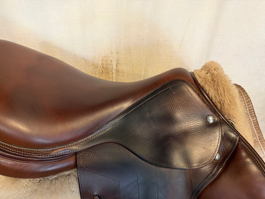 18" Prestige Renaissance Saddle - 2020 - 4.5" dot to dot (479)