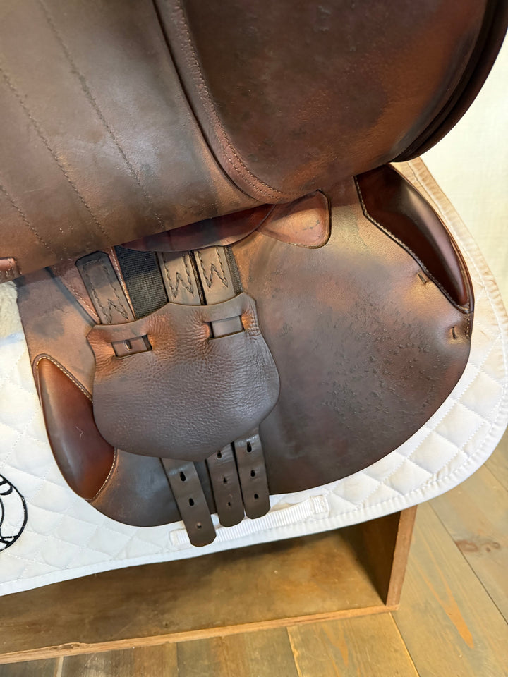18" Prestige Renaissance Saddle - 2020 - 4.5" dot to dot (479)
