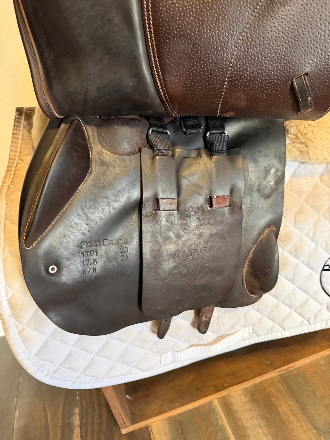17.5" Voltaire Palm Beach Saddle - 2023 - Full Buffalo - 2A Flaps - 4.75" dot to dot - Pro Panels (481)