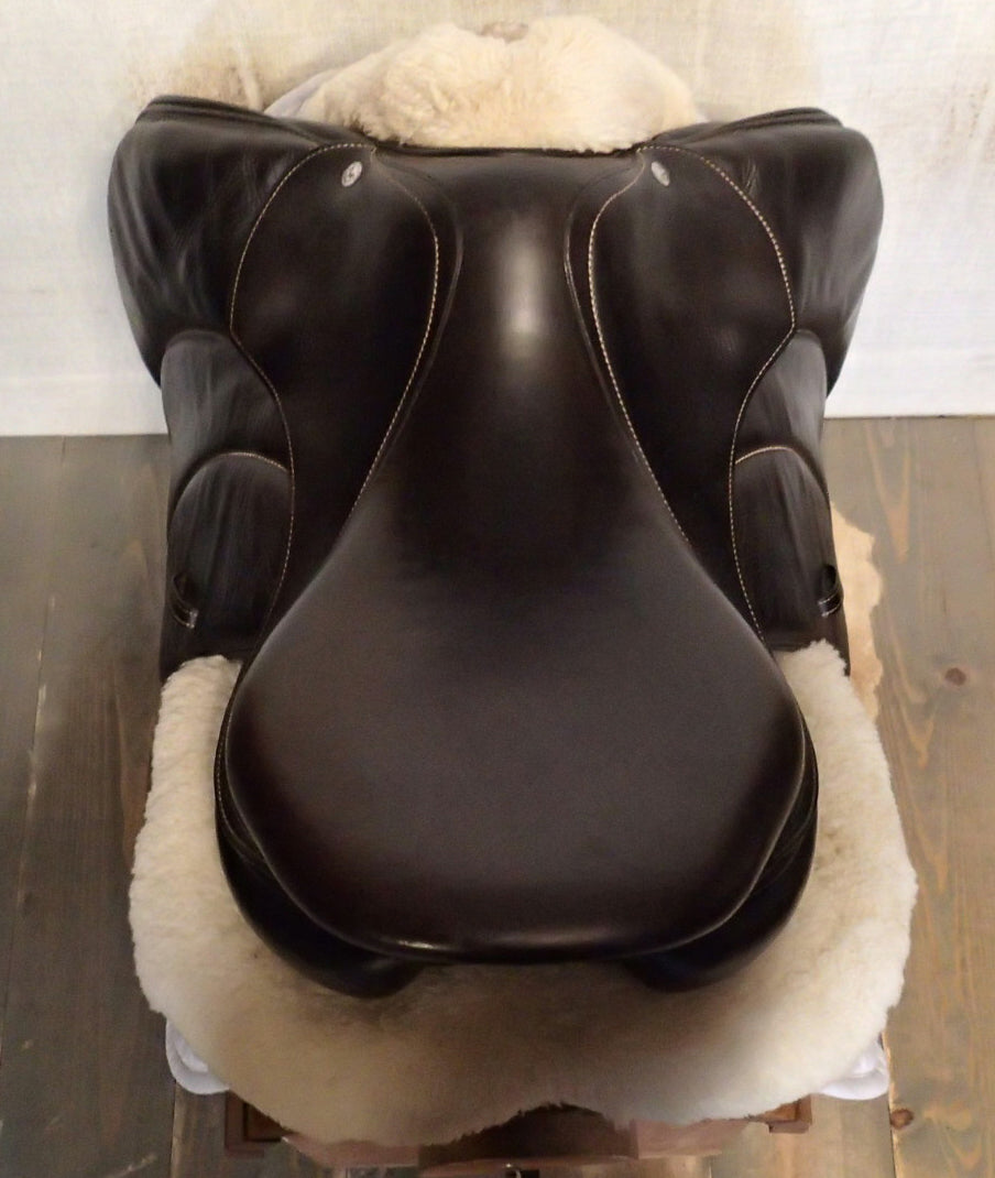 16.5" Voltaire Palm Beach Saddle - Full Buffalo - 2018 - 2A Flaps - 4.75" dot to dot - FIN Panels