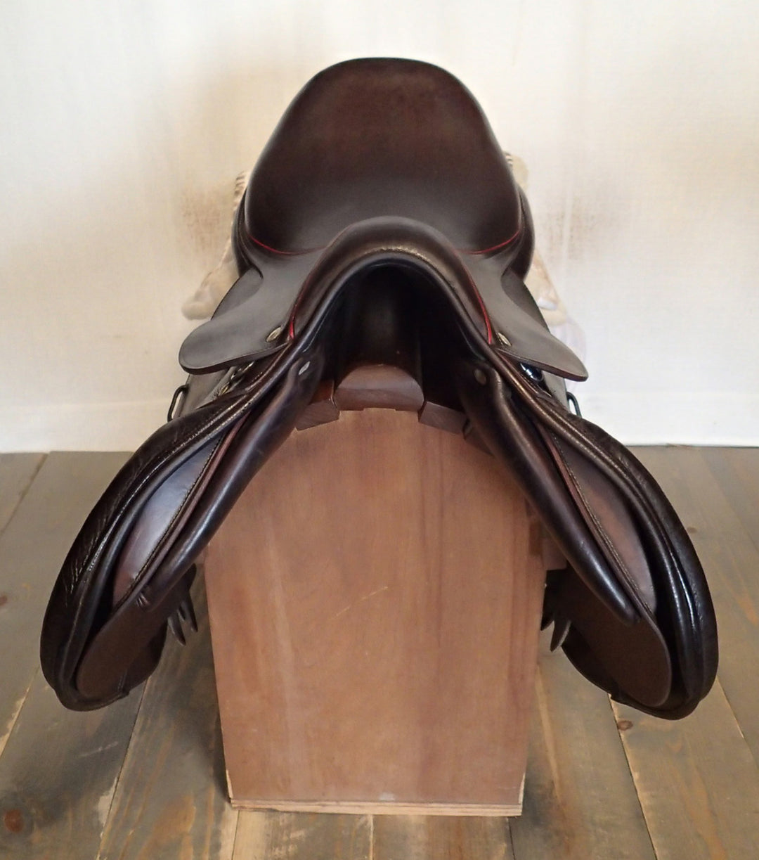 17" Devoucoux Biarritz Saddle - Full Buffalo - 2015 - 1A Flaps - D3D - 4.75" dot to dot