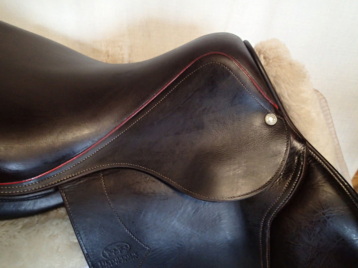 17" Devoucoux Biarritz Saddle - Full Buffalo - 2015 - 1A Flaps - D3D - 4.75" dot to dot