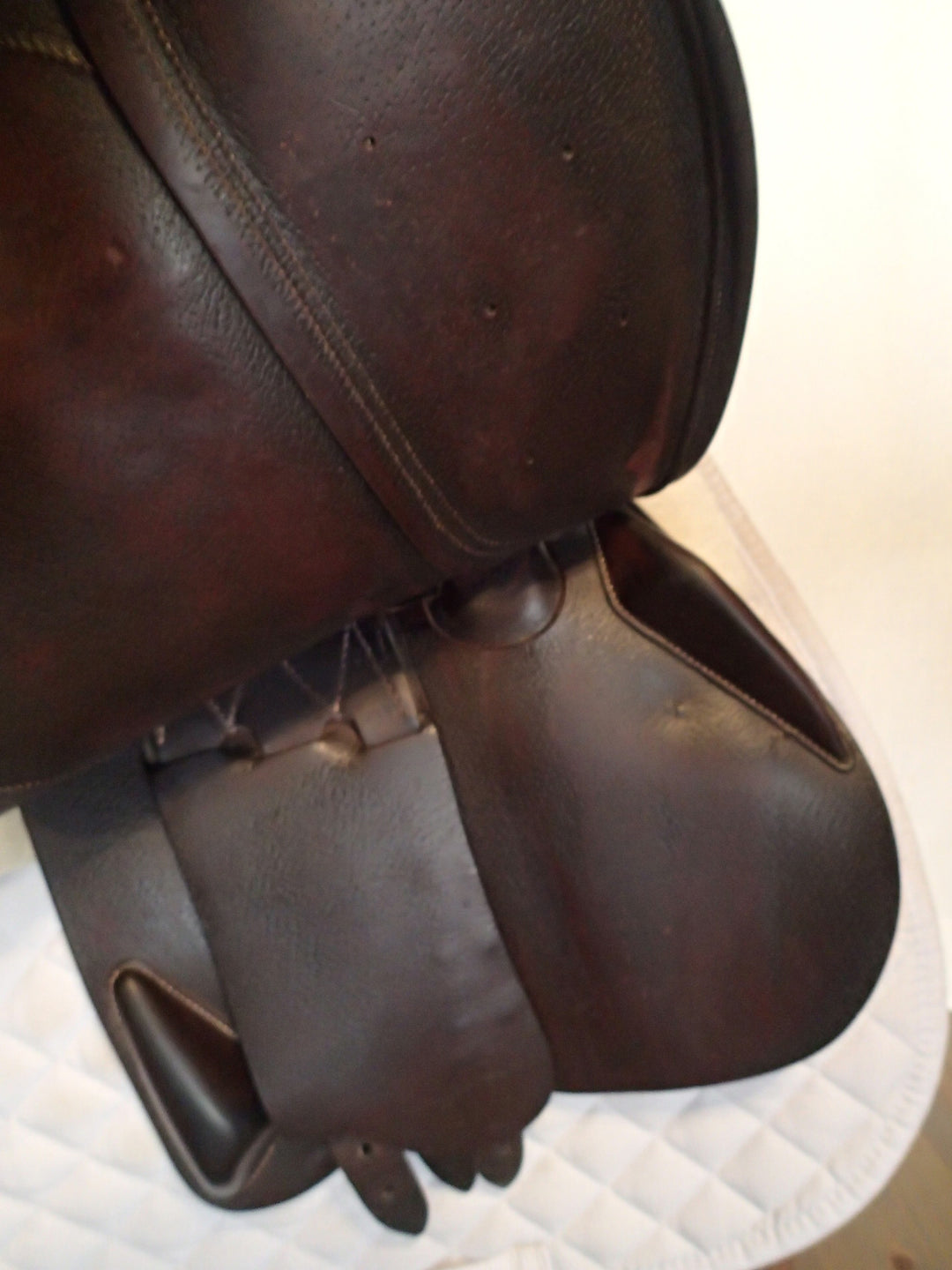 17" Devoucoux Biarritz Saddle - Full Buffalo - 2015 - 1A Flaps - D3D - 4.75" dot to dot