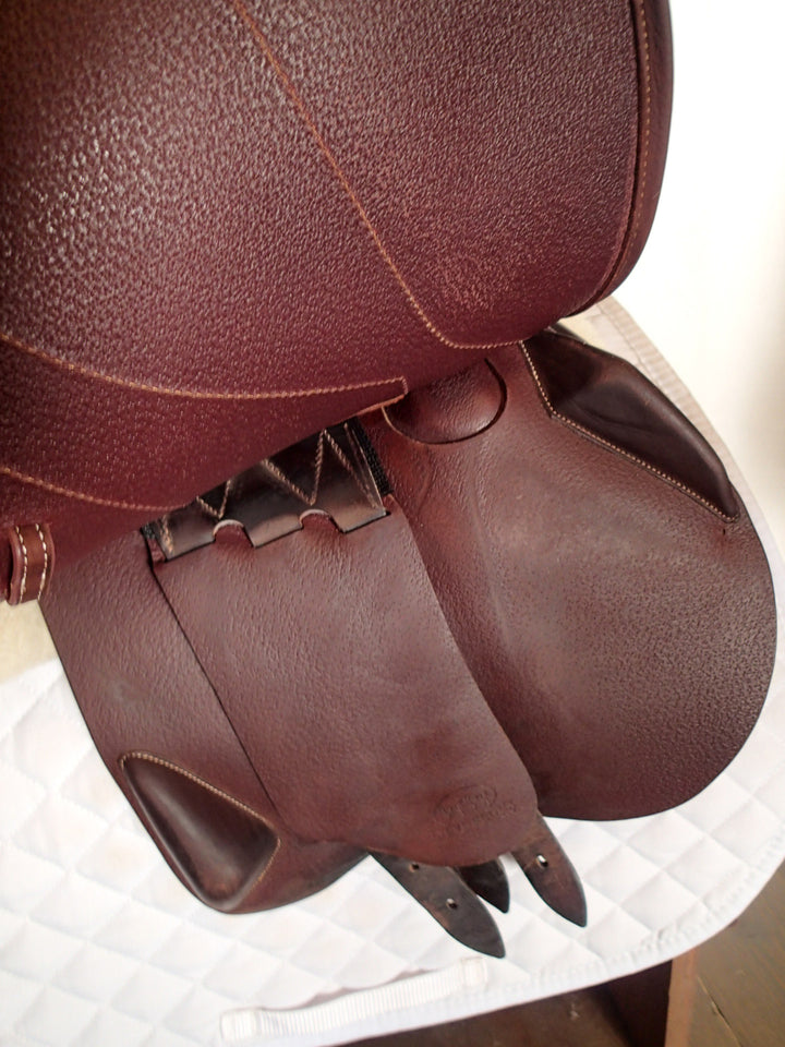 18" Devoucoux Biarritz S Saddle - Full Buffalo - 2021 - 2A Flaps - D3D - 5" dot to dot