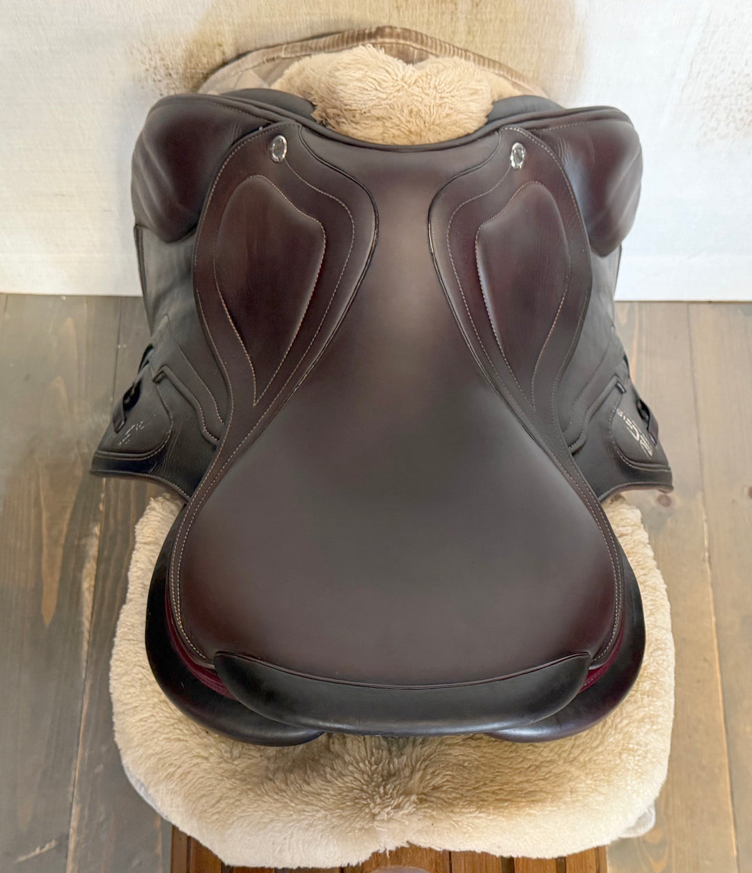 15.5" / 16" CWD 2Gs Saddle - Full Buffalo - 2018 - 2K Flaps - SE33 - 4.5" dot to dot - Pro Panels (496)