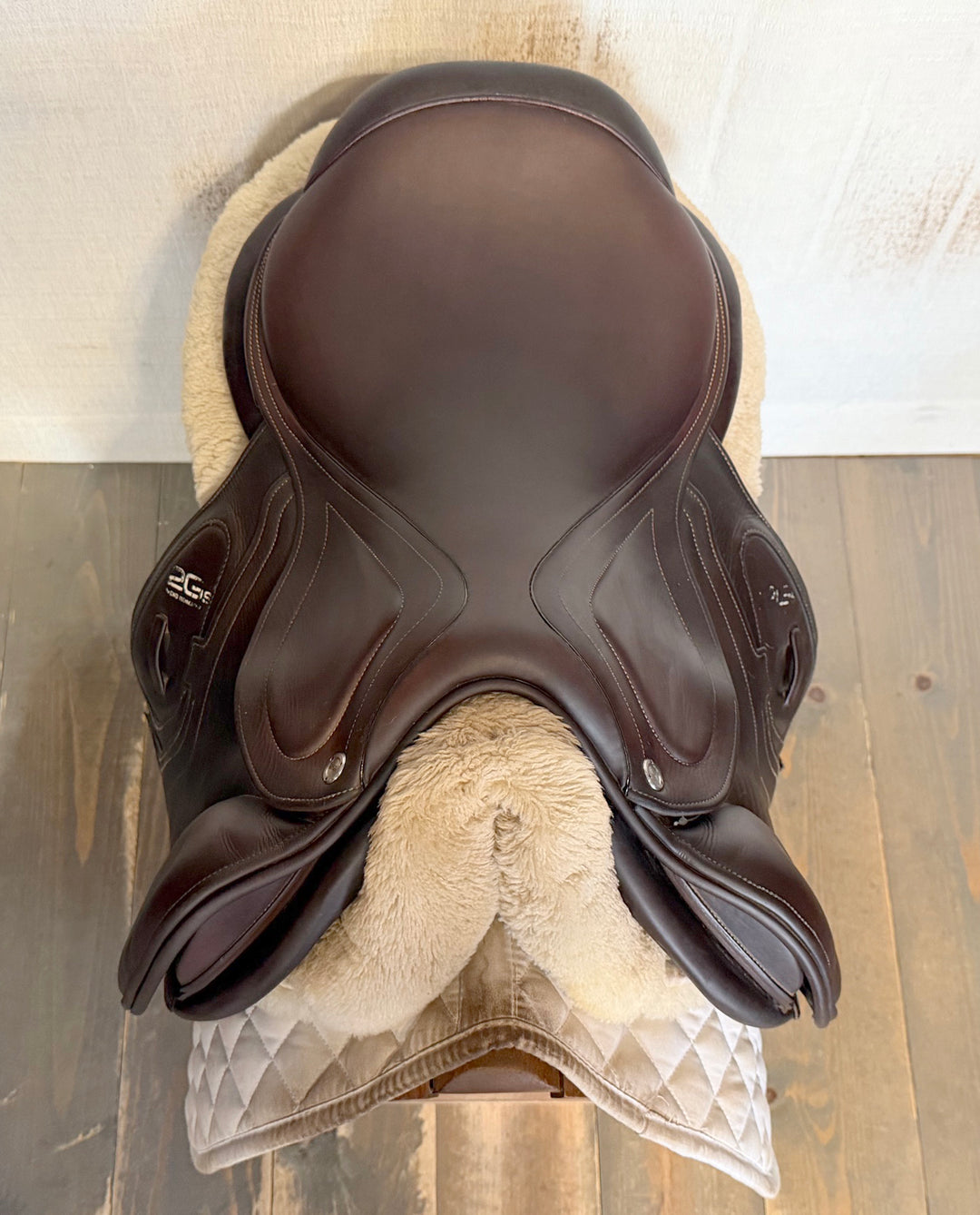 15.5" / 16" CWD 2Gs Saddle - Full Buffalo - 2018 - 2K Flaps - SE33 - 4.5" dot to dot - Pro Panels (496)
