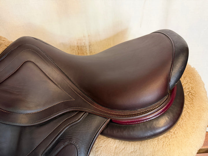 15.5" / 16" CWD 2Gs Saddle - Full Buffalo - 2018 - 2K Flaps - SE33 - 4.5" dot to dot - Pro Panels (496)