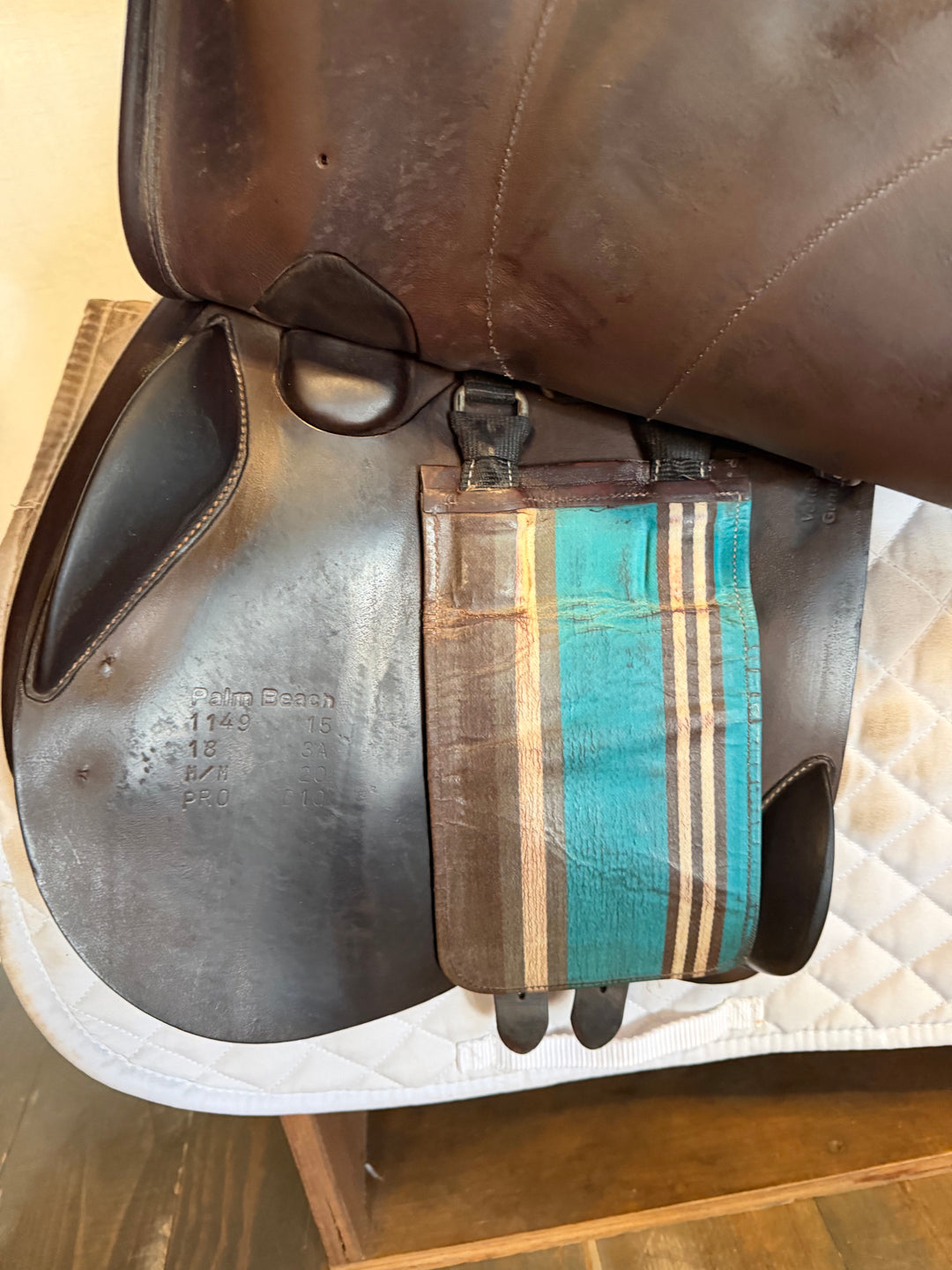18" Voltaire Palm Beach Saddle - Full Buffalo - 2015 - 3A Flaps - 5" dot to dot - Pro Panels (498)