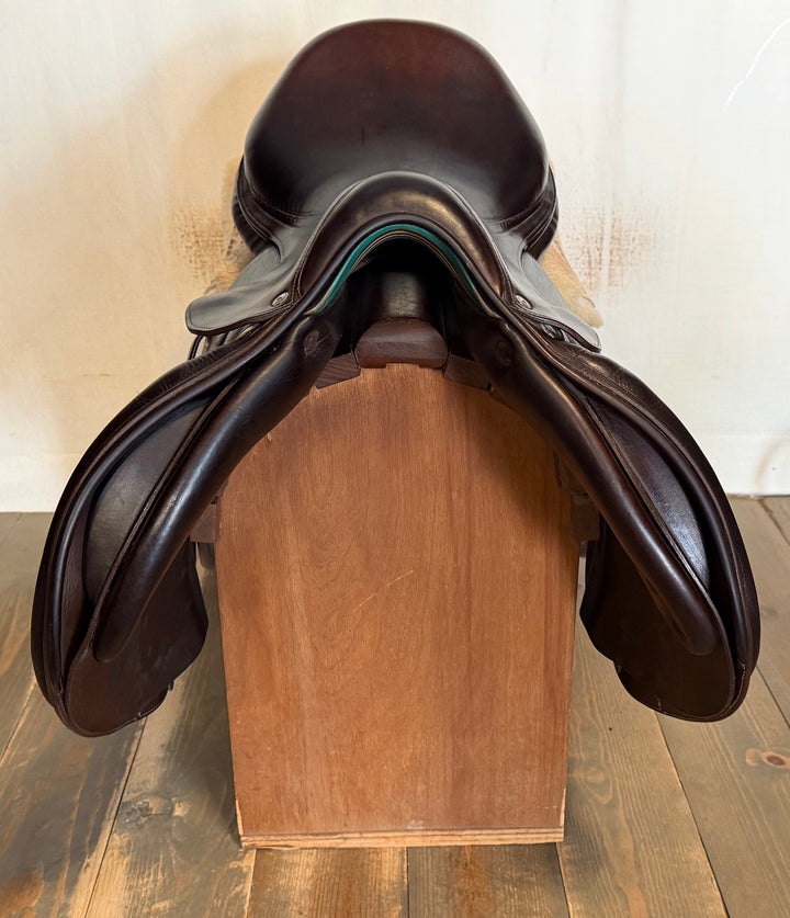 18" Voltaire Palm Beach Saddle - Full Buffalo - 2015 - 3A Flaps - 5" dot to dot - Pro Panels (498)