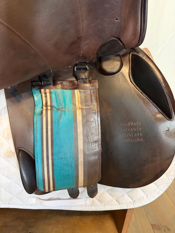 18" Voltaire Palm Beach Saddle - Full Buffalo - 2015 - 3A Flaps - 5" dot to dot - Pro Panels (498)