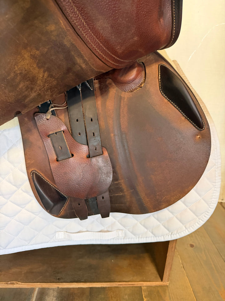 17.5" Antares Connexion Saddle - 2024 - 3A Flaps - 4.5" dot to dot (499)