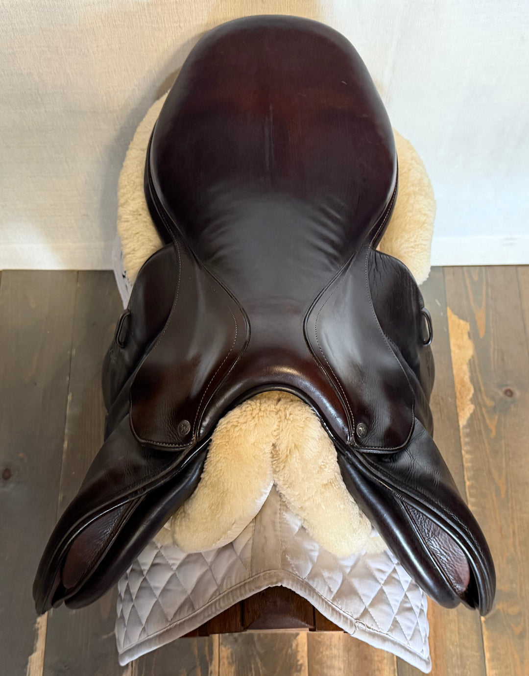 17.5" Voltaire Palm Beach Saddle - Full Buffalo - 2022 - 3AA Flaps - 4.75" dot to dot - Pro Panels (505)
