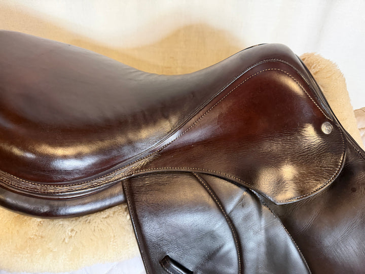 17.5" Voltaire Palm Beach Saddle - Full Buffalo - 2022 - 3AA Flaps - 4.75" dot to dot - Pro Panels (505)