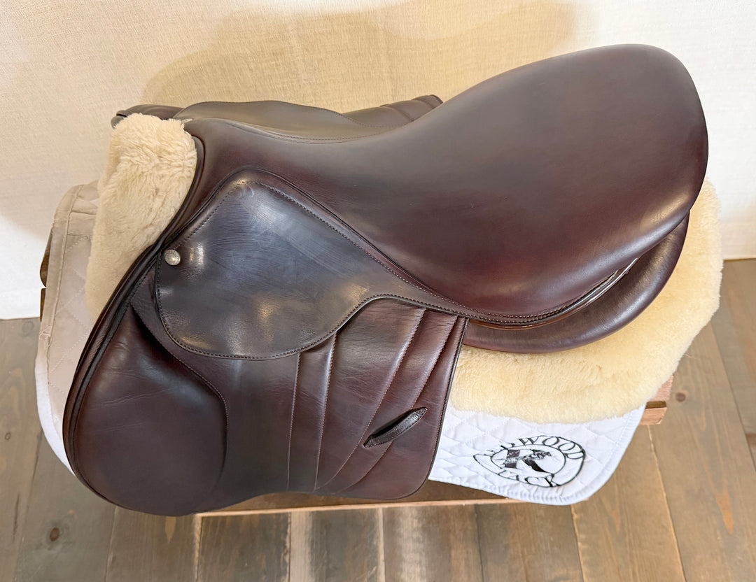 17" Butet Premium Saddle - Full Calfskin - 2022 - L Seat - 2.25L Flaps - 4.25" dot to dot (507)