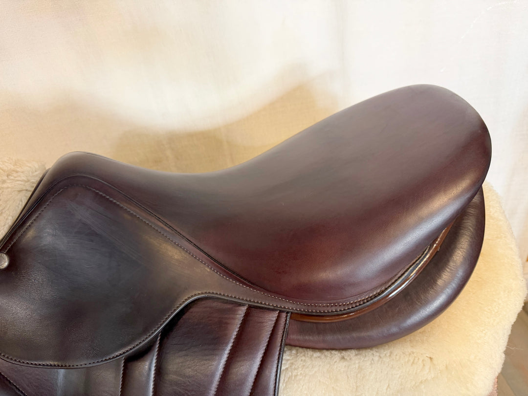 17" Butet Premium Saddle - Full Calfskin - 2022 - L Seat - 2.25L Flaps - 4.25" dot to dot (507)